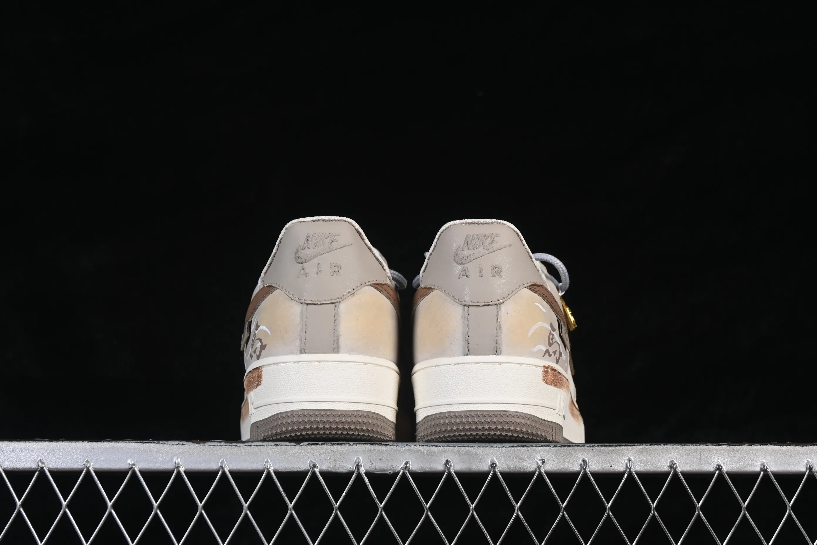All categories Nk Air Force 1 Air Force series Nk Air Force 1 Low Air Force low-top Nike Air Force 1'07 Low "Armored Steed" Hand-painted graffiti Air Force One low-top casual sneakers DB3301-818